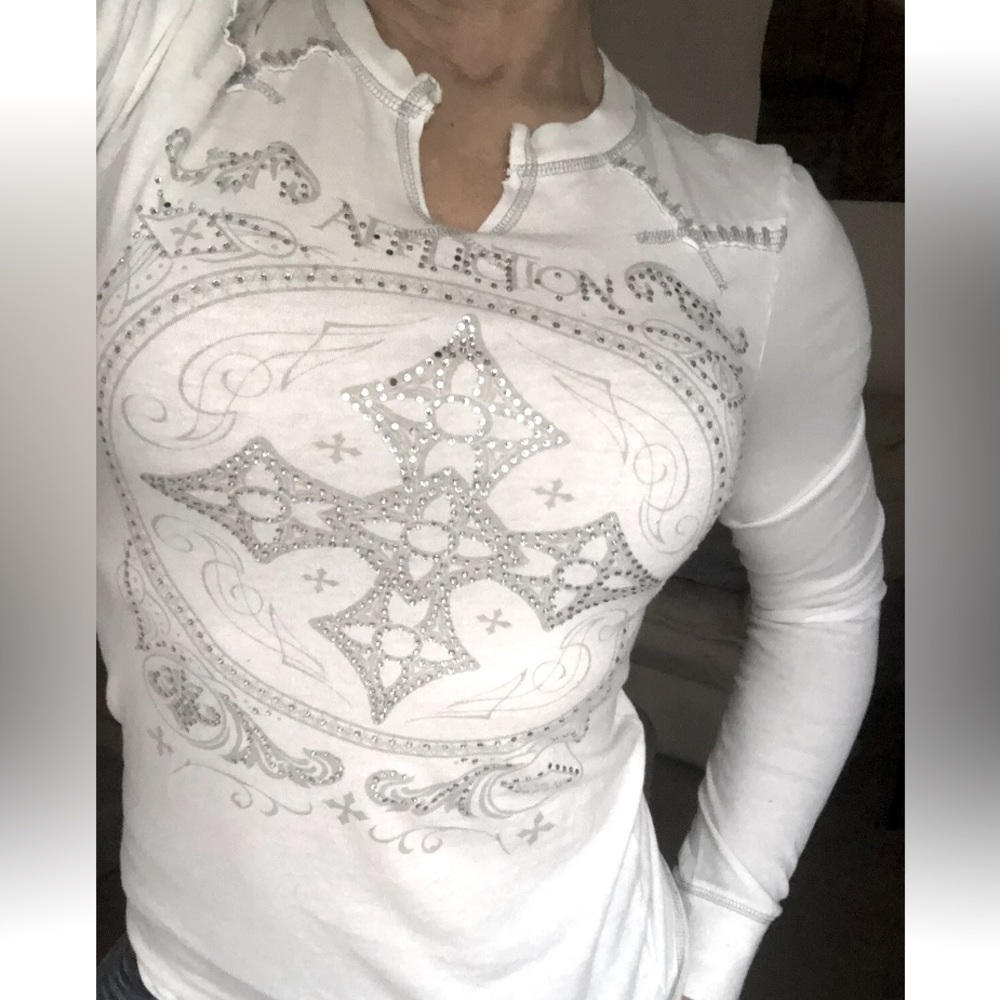 Affliction Women’s Beautiful Long Sleeve Top M